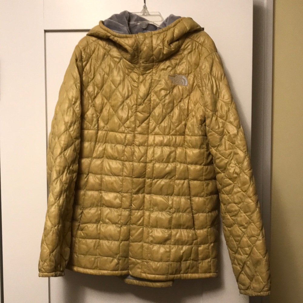 North Face Girls quilted jacket